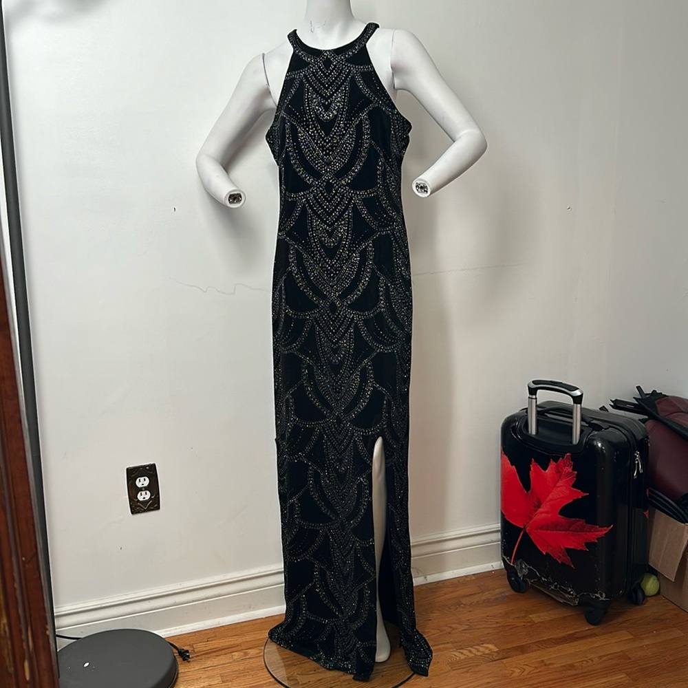 NEW Canada made Le Chateau black silver sparkly maxi gown dress metallic stretch